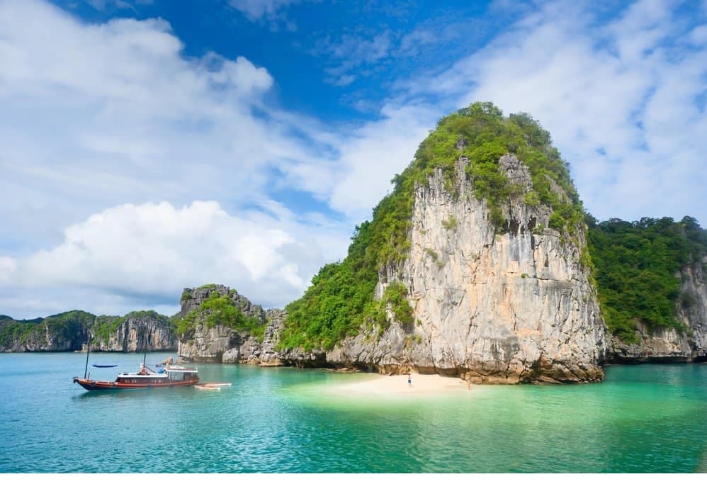 Đảo Ba Trái Đào 3 ba trái đào