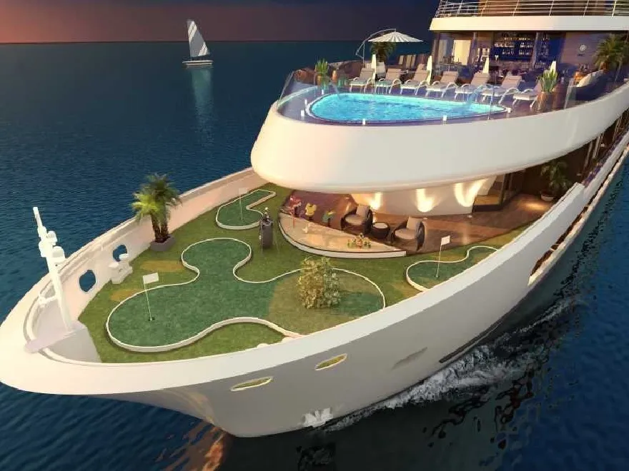Du thuyền Elite Of The Seas 3 San Golf mini được thiết kế ở khu vực mũi Du thuyền Elite Of The Seas