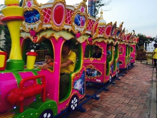 Cong vien tuoi tho tuan CHau 1