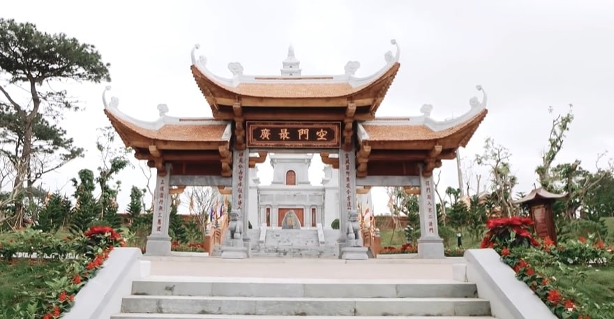 Chùa Bảo Hải Linh Thông Tự 4 Cổng Tam Quan