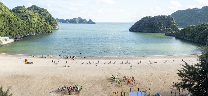 Bãi tắm Tùng Thu Cát Bà 3 Cảnh quan bãi tắm Tùng Thu