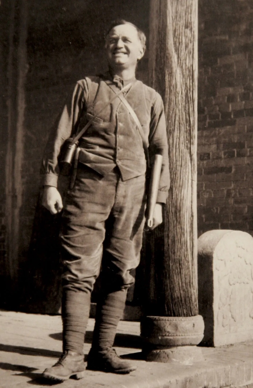 nhà địa chất – khảo cổ học người Thụy Điển J.G Anderson