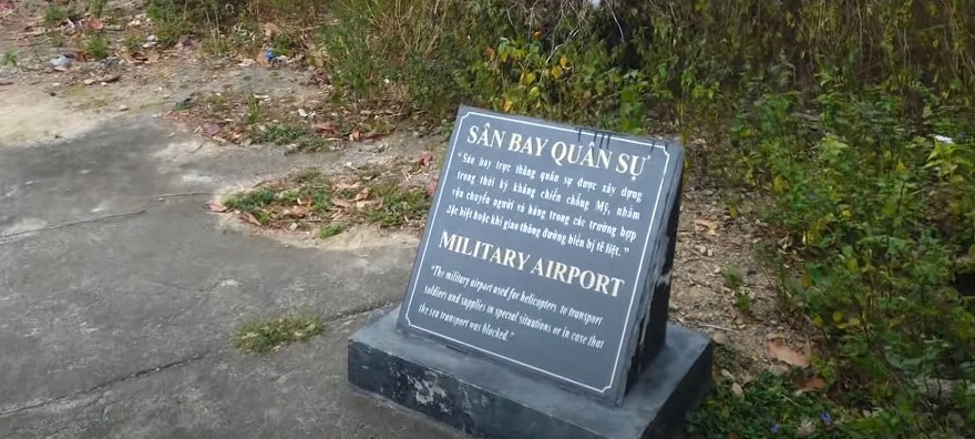 sân bay quân sự