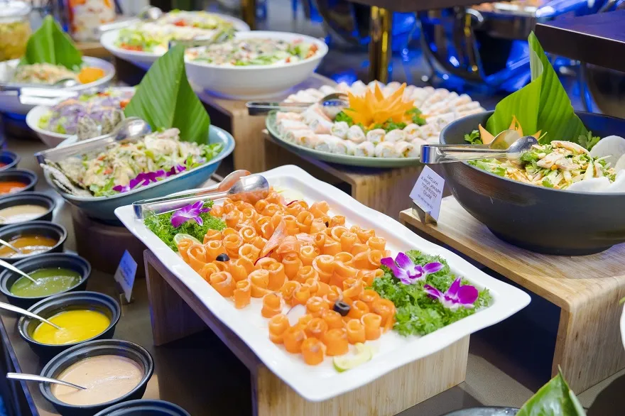 Ẩm thực hấp dẫn với 100 món Á - Âu chỉ có tại Paradise Delight