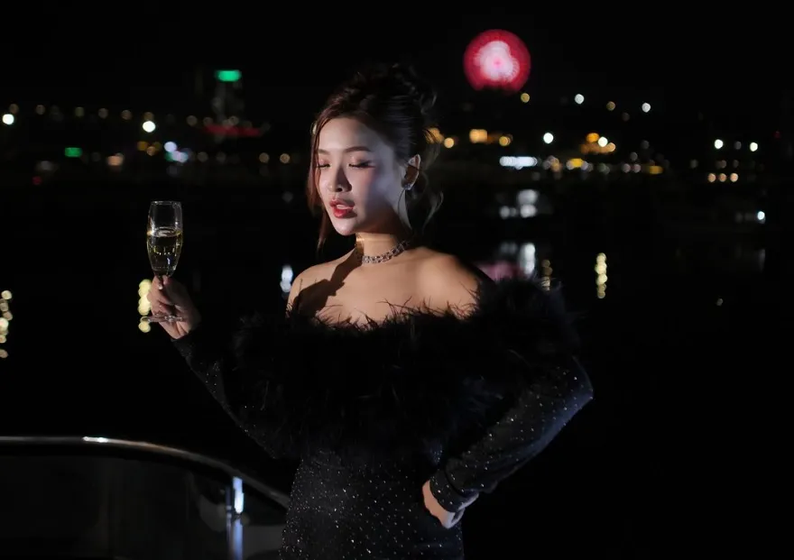 Trải nghiệm tiệc tối sôi động với Symphony by night