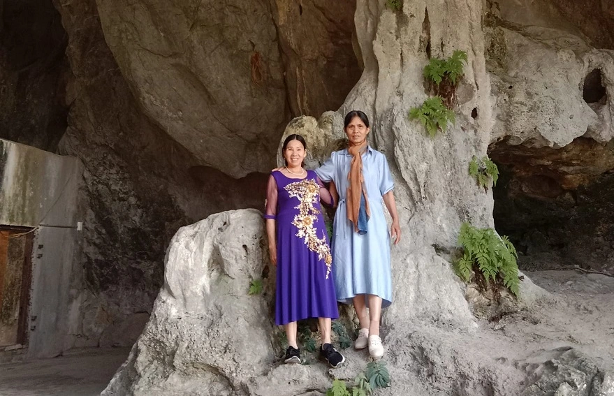 Hang Quân Y Cát Bà: Bệnh viện dã chiến bí mật trong lòng hang 11 Các-khổi-măng-và-nhũ-đá-khổng-lồ-tại-Hang-Quân-Y