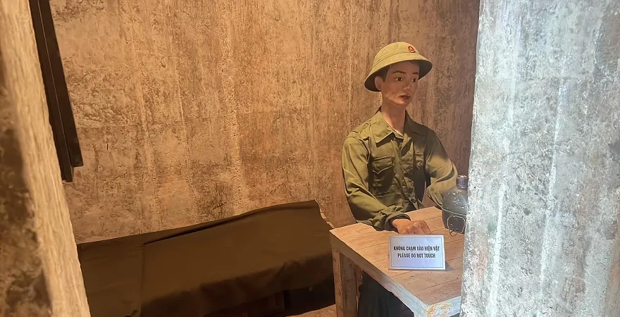 Hang Quân Y Cát Bà: Bệnh viện dã chiến bí mật trong lòng hang 14 Phòng trực ban