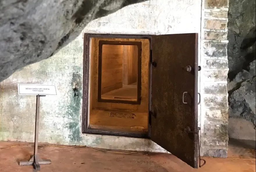Hang Quân Y Cát Bà: Bệnh viện dã chiến bí mật trong lòng hang 12 Tấm cửa thép do Liên Xô tài trợ
