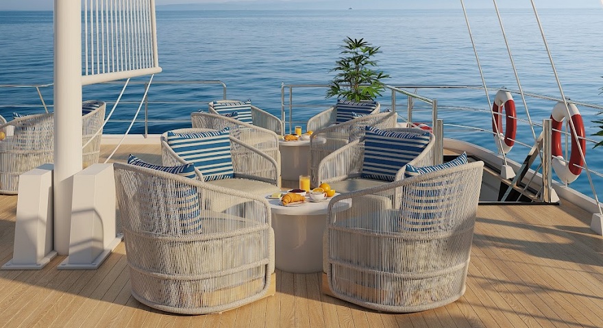 Khu vực Sundeck trên du thuyền Catamaran