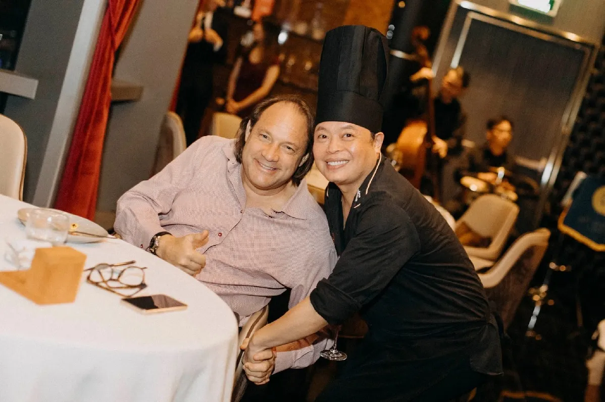 Tip trên du thuyền.jpg