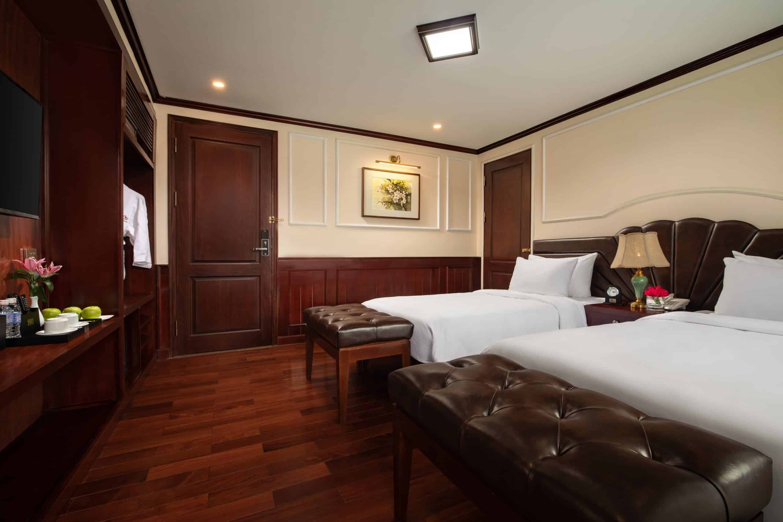 Dora Executive Suite Sea