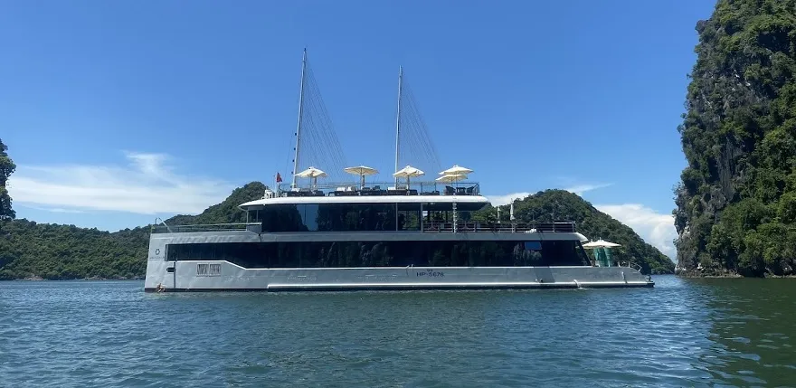 Du thuyền Jade Sails