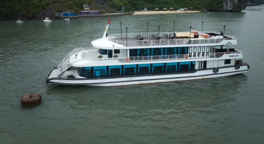 Du thuyền VDream Cruise Hạ Long