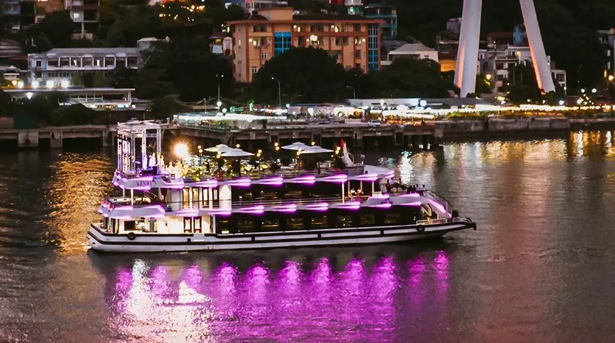 Du thuyền Iris Cruise Hạ Long